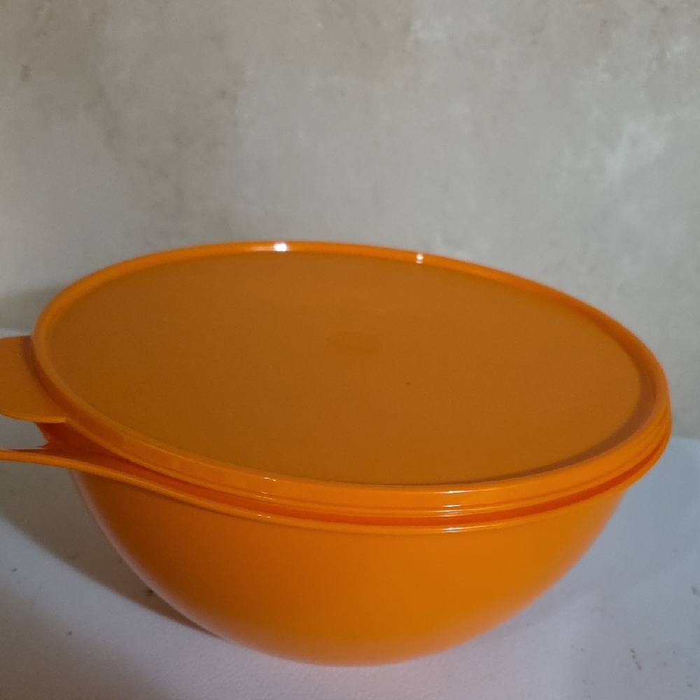 Tupperware Large Orange Kitchen Storage Bowl